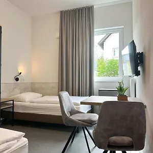 Longhouse Hotel Dreieich